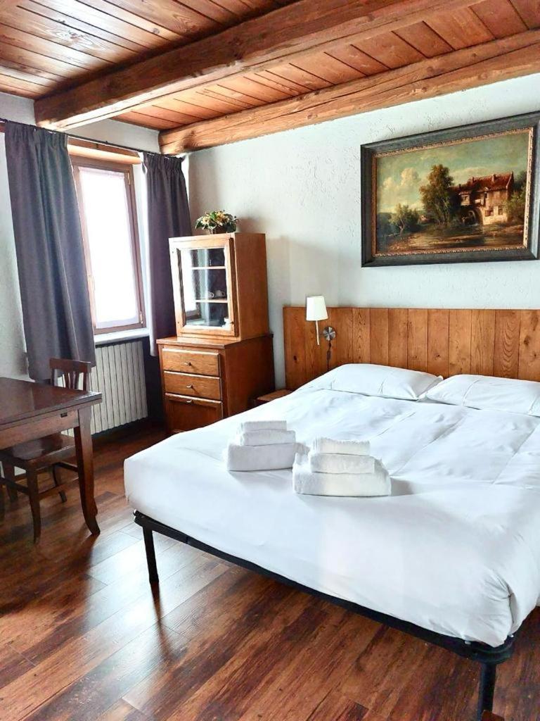 Residence Du Commerce Oulx Eksteriør billede